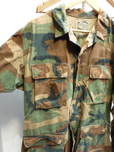 Load image into Gallery viewer, Genuine US Airforce Camouflaged BDU Battledress Uniform - 33 to 37 Inch Chest - The Militaria Shop