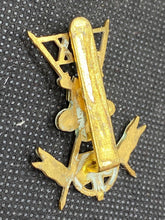 Lade das Bild in den Galerie-Viewer, Original British Army 12th Lancers Regiment Cap Badge - The Militaria Shop