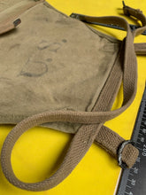 Charger l'image dans la galerie, Original WW2 US Army M1928 Haversack Pack Tail - 1944 Dated - The Militaria Shop