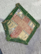 Load image into Gallery viewer, Original WW2 British Army - Midlands Training Brigade Printed Shoulder Badge - The Militaria Shop