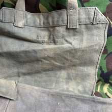 Charger l'image dans la galerie, British Army / RAF 37 Pattern Large Pack - WW2 Pattern -Used Condition Original - The Militaria Shop