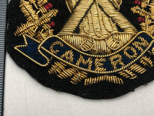 Lade das Bild in den Galerie-Viewer, British Army Bullion Embroidered Blazer Badge - Cameron Highlanders - The Militaria Shop