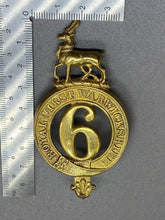 Load image into Gallery viewer, Original British Army - 6 Regiment of Foot (Royal First Warwickshires) Cap Badge - The Militaria Shop