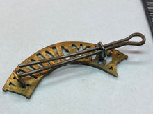 Load image into Gallery viewer, British Army WW1 MIDDLESEX Regiment Brass Shoulder Title - The Militaria Shop