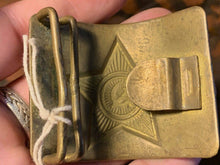 Lade das Bild in den Galerie-Viewer, Genuine WW2 USSR Russian Soldiers Army Brass Belt Buckle - #48 - The Militaria Shop