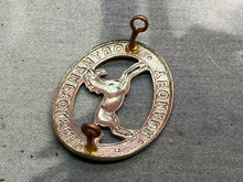 Load image into Gallery viewer, Original WW1 / WW2 British Army Northamptonshire Yeomanry Regiment Cap Badge - The Militaria Shop