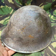 Charger l'image dans la galerie, Original WW2 British / Canadian Army Mk3 Turtle Helmet - The Militaria Shop