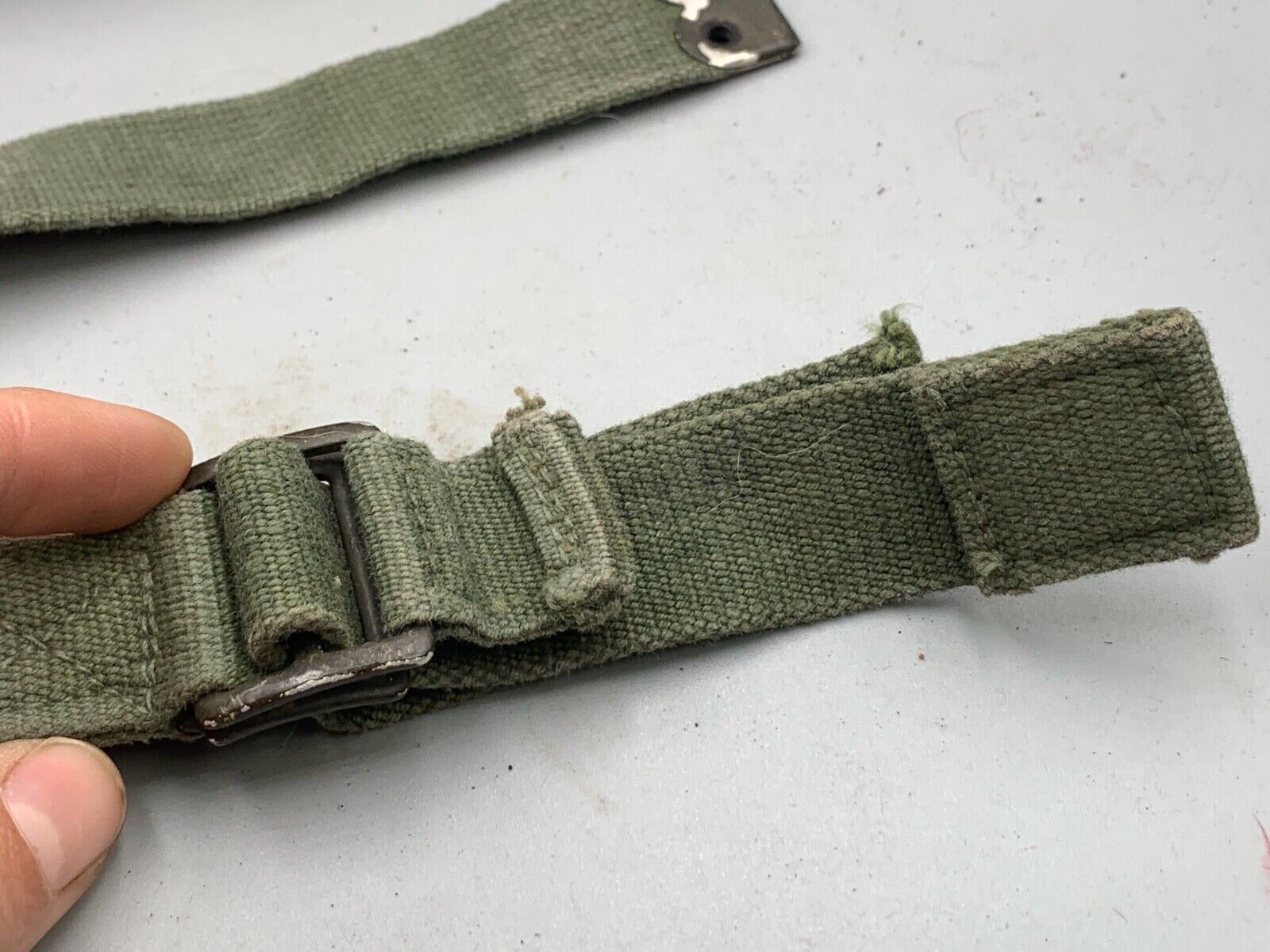 Original WW2 British Army 44 Pattern Shoulder Strap - The Militaria Shop