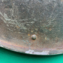 Charger l'image dans la galerie, Original British Army Combat Helmet Mk4 - The Militaria Shop