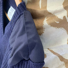 Lade das Bild in den Galerie-Viewer, Genuine British RAF Royal Navy Blue Wool V-Neck Pullover Jersey - 94cm Chest - The Militaria Shop