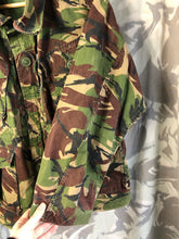 Load image into Gallery viewer, Size 160/96 - Genuine British Army Combat Smock Jacket DPM Camouflage - The Militaria Shop