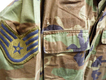 Charger l'image dans la galerie, Genuine US Army Camouflaged BDU Battledress Uniform - 37 to 41 Inch Chest - The Militaria Shop