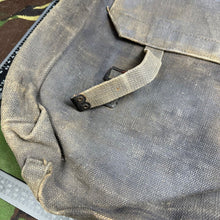 Charger l'image dans la galerie, British Army / RAF 37 Pattern Large Pack - WW2 Pattern -Used Condition Original - The Militaria Shop