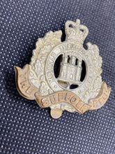 Load image into Gallery viewer, British Army QC SUFFOLK REGIMENT Cap Badge - The Militaria Shop