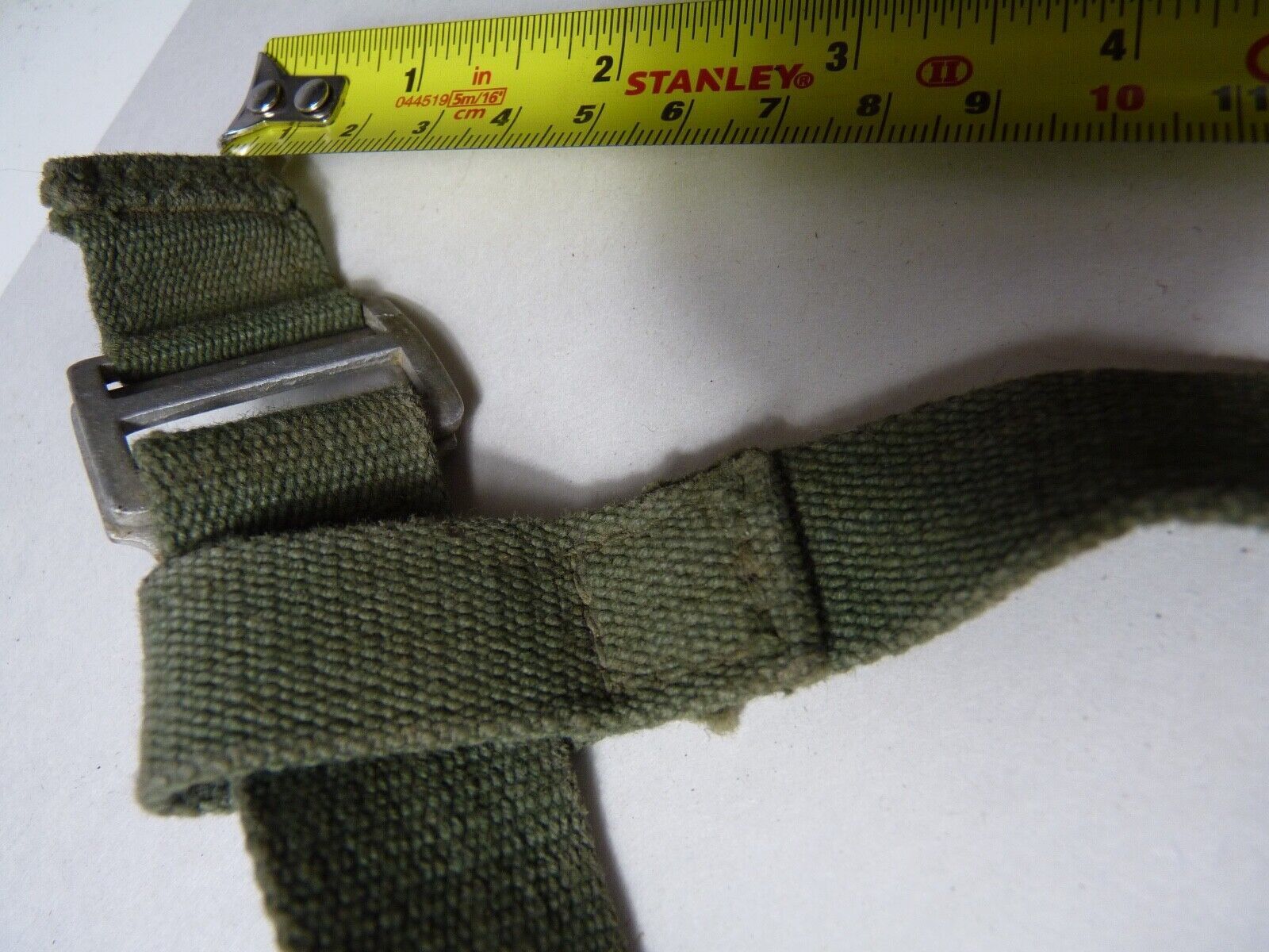 Original WW2 British Army 44 Pattern Shoulder Cross Straps Set - 1945 Dated - The Militaria Shop