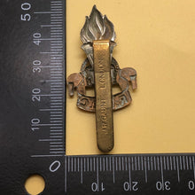 Load image into Gallery viewer, Original WW2 British Army Cap Badge - Royal Army Education Corps King's Cro - The Militaria Shop