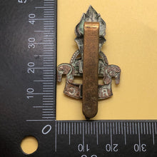 Load image into Gallery viewer, Original WW2 British Army Cap Badge - Royal Army Education Corps King's Cro - The Militaria Shop