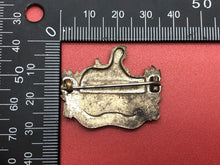 Load image into Gallery viewer, Original WW1 WW2 British Army Sweetheart Brooch - Gloucestershire Regiment - The Militaria Shop