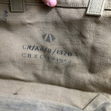 Charger l'image dans la galerie, British Army / RAF 37 Pattern Large Pack - WW2 Pattern -Used Condition Original - The Militaria Shop