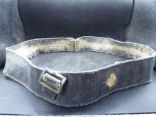 Lade das Bild in den Galerie-Viewer, Original British Army / RAF Webbing Belt - WW2 37 Pattern - 40 Inch Waist Max - The Militaria Shop