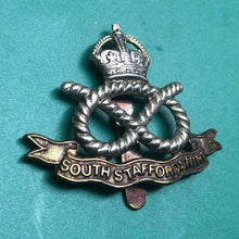 Load image into Gallery viewer, Original WW2 British Army South Staffordshire Regiment Cap Badge - The Militaria Shop