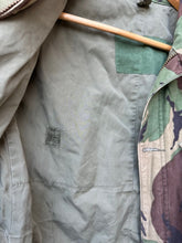 Load image into Gallery viewer, Original British Army 1968 Pattern Combat Smock Jacket - Size 1 - 40" Chest - The Militaria Shop