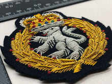 Lade das Bild in den Galerie-Viewer, British Army Bullion Embroidered Blazer Badge - WRAC Women's Royal Army Cor - The Militaria Shop