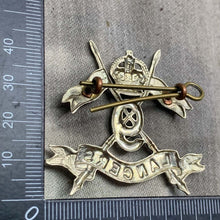 Charger l'image dans la galerie, Original WW2 British Army 9th Queen's Royal Lancers Cap Badge - The Militaria Shop