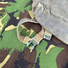 Load image into Gallery viewer, Original WW2 British Army / RAF 37 Pattern Small Pack & L Strap Set - 1945 D - The Militaria Shop