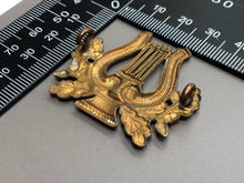 Load image into Gallery viewer, Genuine British Army WW2 Musicians Cap Badge - The Militaria Shop