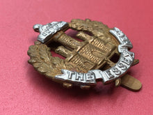 Load image into Gallery viewer, Original WW2 British Army The Essex Regiment Cap Badge - The Militaria Shop