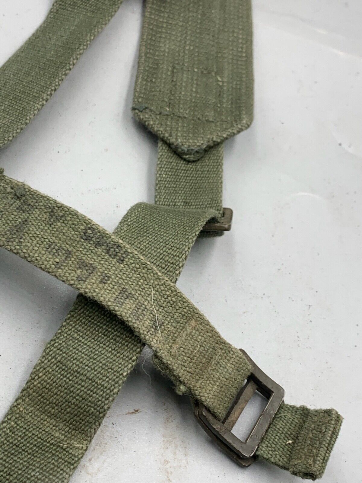 Original WW2 British Army 44 Pattern Shoulder Strap - The Militaria Shop