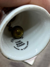 Lade das Bild in den Galerie-Viewer, Original Vintage Crested China Ware Bell - SHANKLIN - Isle of Wight - The Militaria Shop