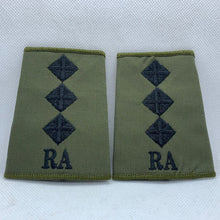Charger l'image dans la galerie, RA Royal Artillery Rank Slides / Epaulette Pair Genuine British Army - NEW - The Militaria Shop
