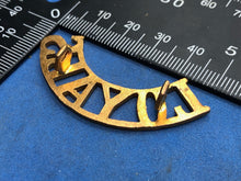 Load image into Gallery viewer, Original WW2 British Army Loyal North Lancashire Brass Shoulder Title - The Militaria Shop