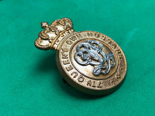 Load image into Gallery viewer, British Army Pre-WW1 7th Queen's Own Hussars Regiment Cap Badge - The Militaria Shop
