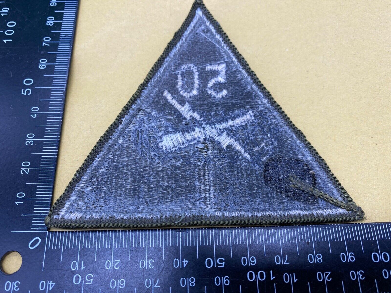 An original US 50th Armoured Division Patch/Badge. Brand New Unissued Condition. - The Militaria Shop