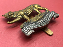 Load image into Gallery viewer, Original WW2 British Army Leicestershire Regiment Cap Badge - The Militaria Shop