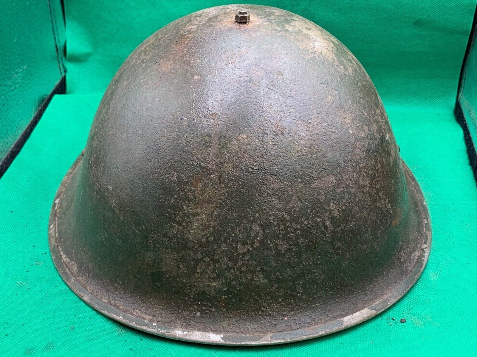 Genuine WW2 Canadian & British Army Helmet - Turtle Mk3 Helmet - The Militaria Shop