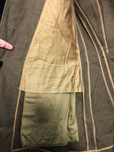 Lade das Bild in den Galerie-Viewer, Original WW2 US Army Class A Dress Jacket 1942 - Private Ryan Prop - 38" Re - The Militaria Shop