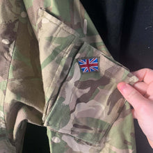 Charger l'image dans la galerie, Genuine British Army MTP Camouflage Combat Jacket - 180/96 - The Militaria Shop