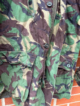 Charger l'image dans la galerie, Genuine British Army Air Crew DPM Combat Jacket Smock - 39" Chest - The Militaria Shop