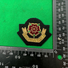 Charger l'image dans la galerie, British Army Queens Lancashire Regiment Cap / Beret / Blazer Badge - UK Made - The Militaria Shop