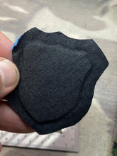 Lade das Bild in den Galerie-Viewer, Unknown Large Size Sewn Blazer Badge - The Militaria Shop