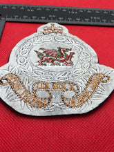 Lade das Bild in den Galerie-Viewer, British Army Royal Regiment of Wales Emboidered Blazer Badge - The Militaria Shop