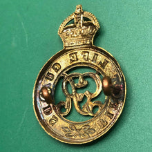 Load image into Gallery viewer, Original WW1 British Army Life Guards Cap Badge George V - The Militaria Shop