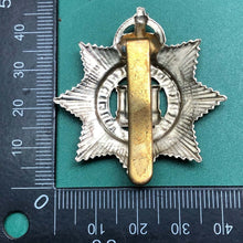Charger l'image dans la galerie, Original WW2 British Army Cap Badge - The Devonshire Regiment - The Militaria Shop