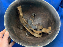 Lade das Bild in den Galerie-Viewer, Original WW2 British Army / Canadian Army Mk3 Turtle Combat Helmet - The Militaria Shop