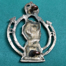 Load image into Gallery viewer, Original WW2 Royal Armoured Corps - Kings Crown British Army Cap Badge - The Militaria Shop