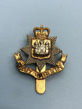 Load image into Gallery viewer, Genuine British Army East Surrey Regiment Cap Badge - The Militaria Shop
